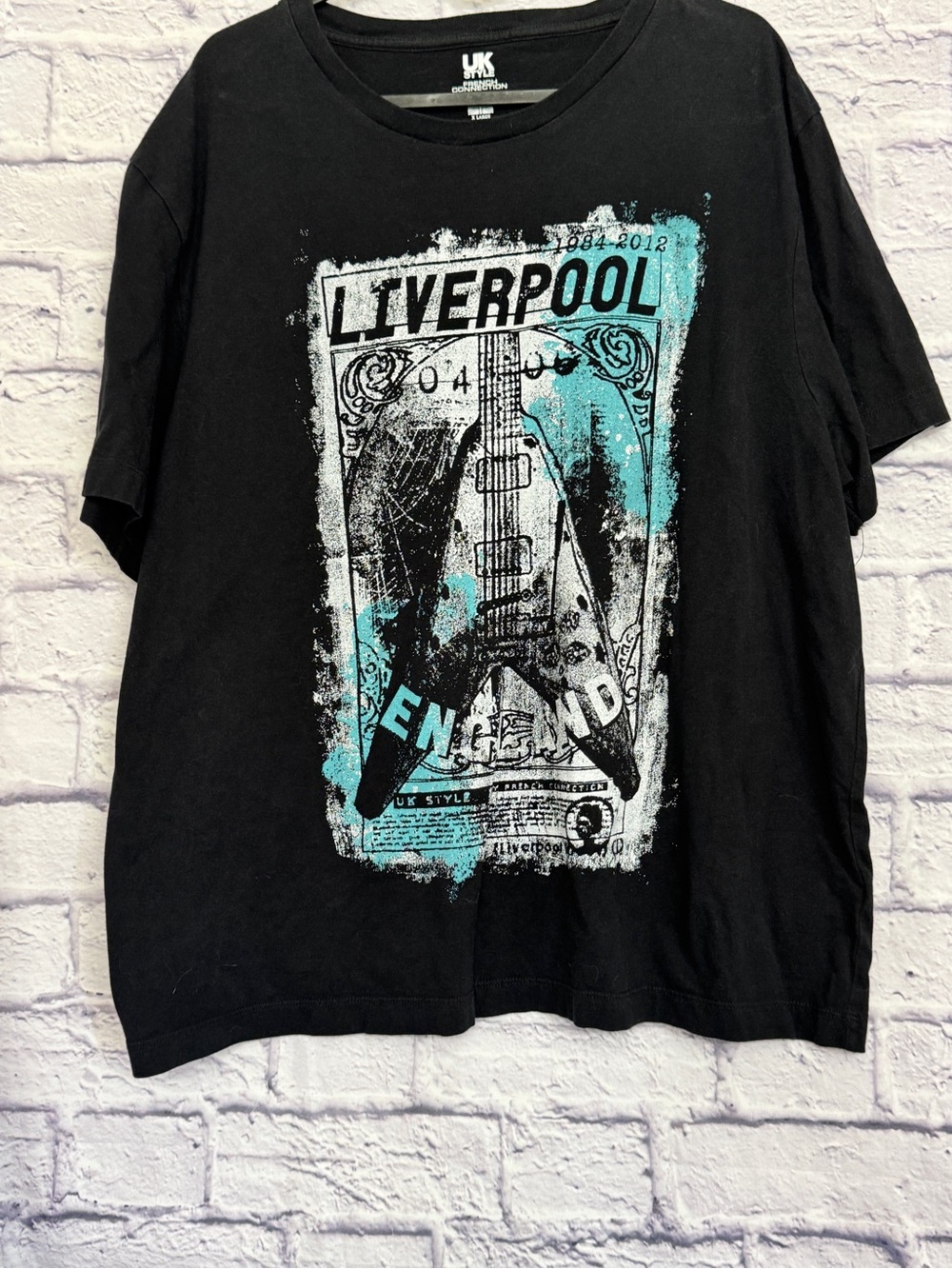Liverpool Graphic Guitar Tee Size‎ Xl